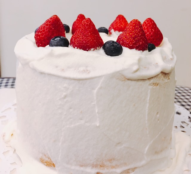 生日蛋糕自己來!夢幻草莓鮮奶油戚風蛋糕