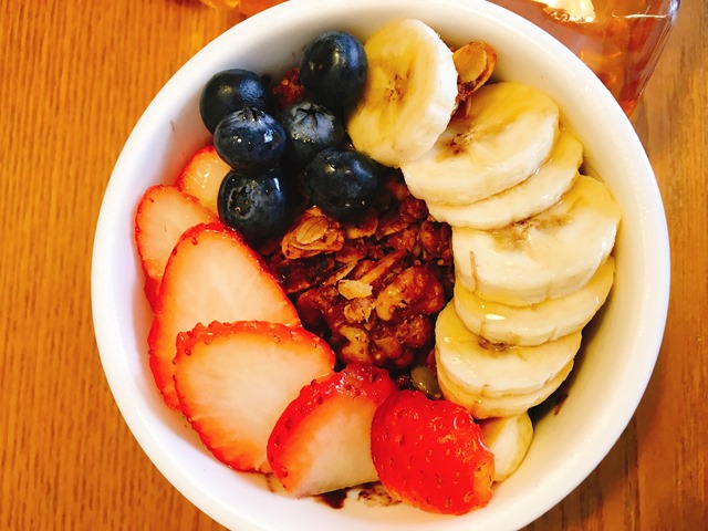 [沖繩好好吃] 有著好吃舒芙蕾鬆餅與Acai Bowl的早午餐小店- C&C Breakfast